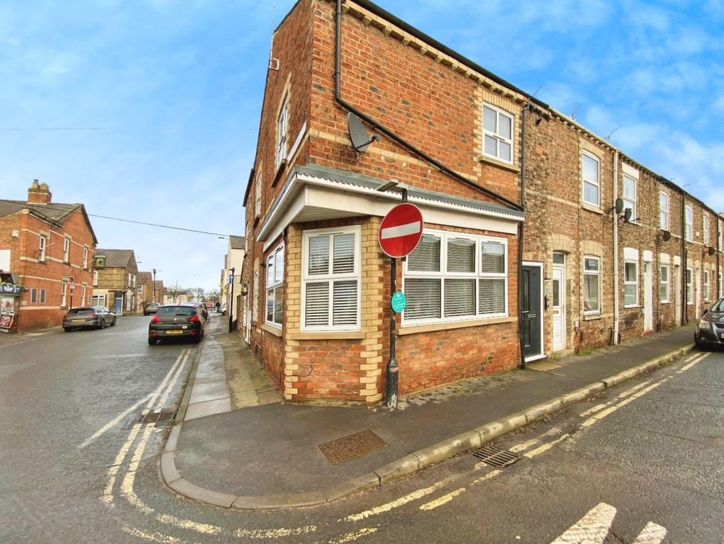 Property photo 1 of 10 Outside 5.Jpg