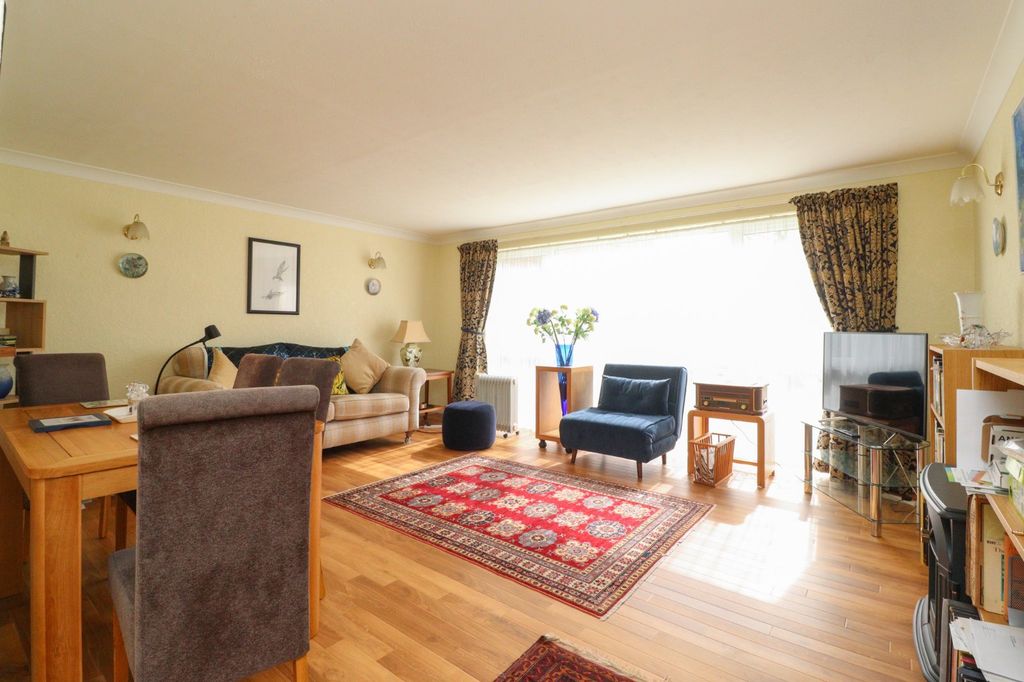 Property photo 2 of 11 Picture 2