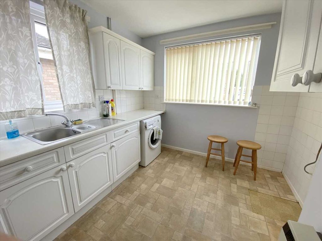 Property photo 3 of 7 Breakfast Kitchen: