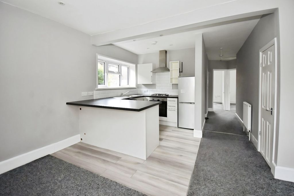 Property photo 2 of 14 Pbox-Img.Jpg