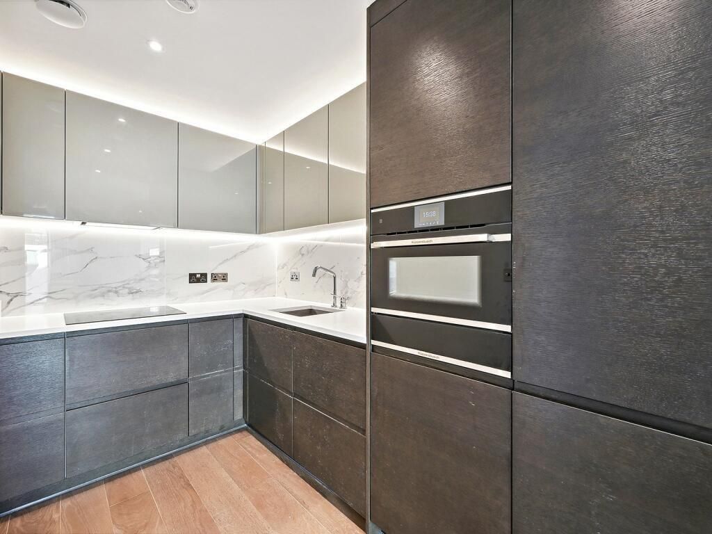 Property photo 2 of 8 Kitchen.Jpeg