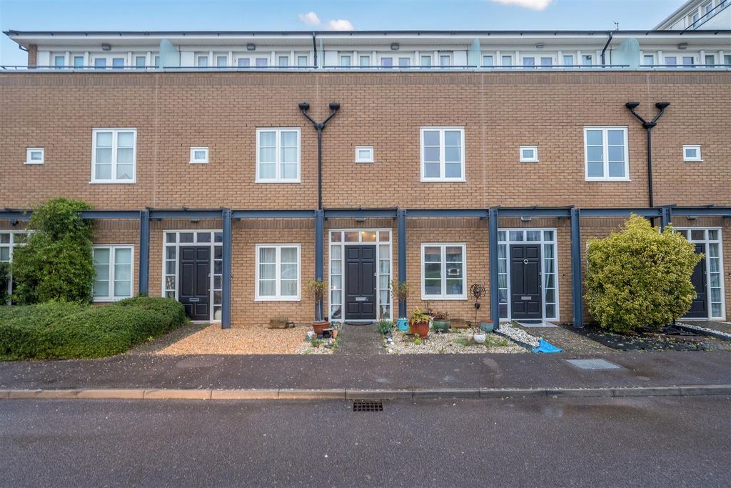 Property photo 1 of 14 Exterior