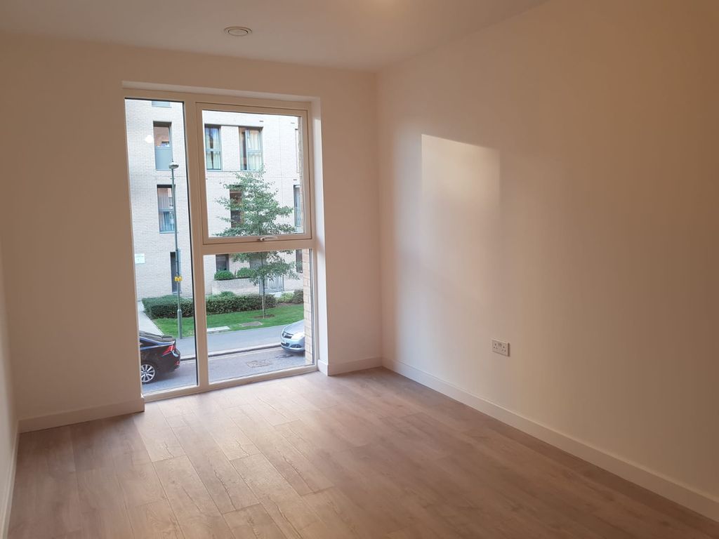 Property photo 3 of 11