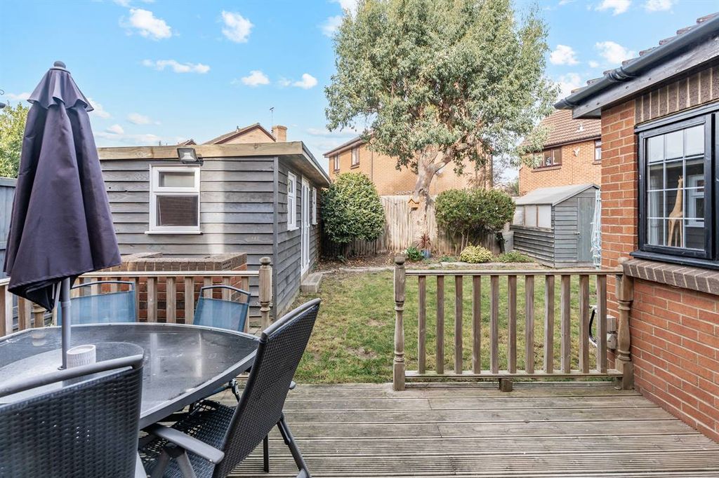 Property photo 3 of 24