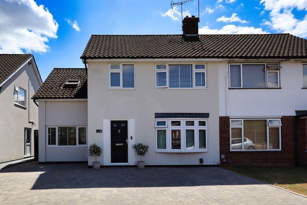 Property photo 1 of 36 Picture No. 03