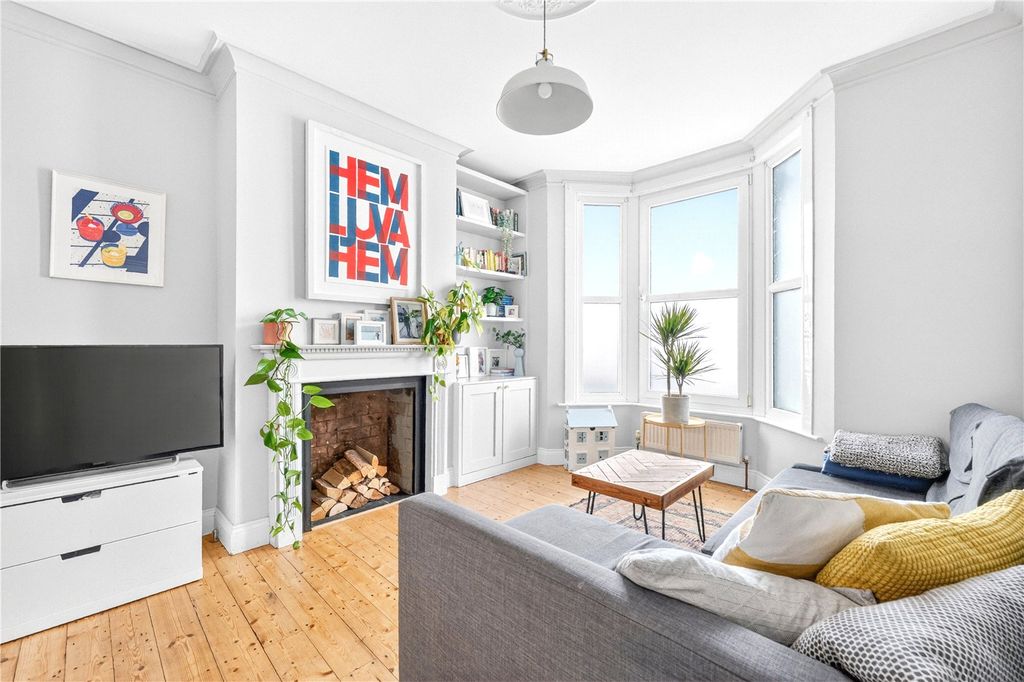 Property photo 1 of 17 Picture No. 06