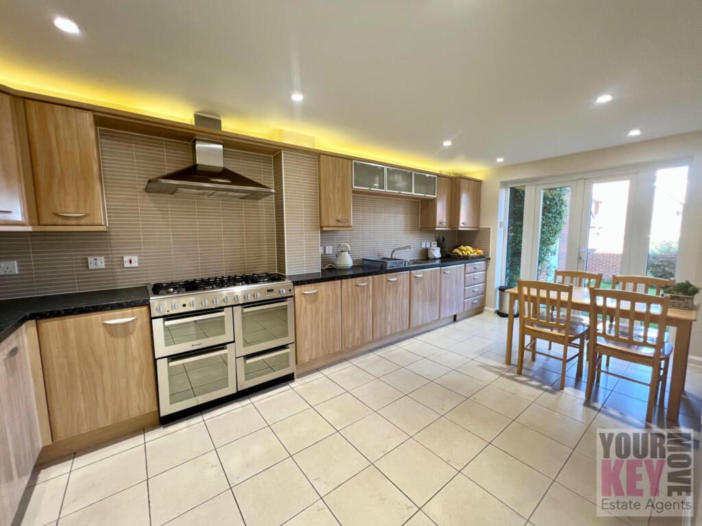 Property photo 1 of 24