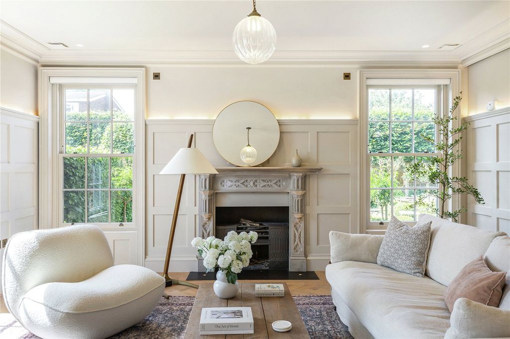 Additional image 33 of 6 bed detached house for saleChurch Gate, High Street, Edlesborough, Buckinghamshire LU6