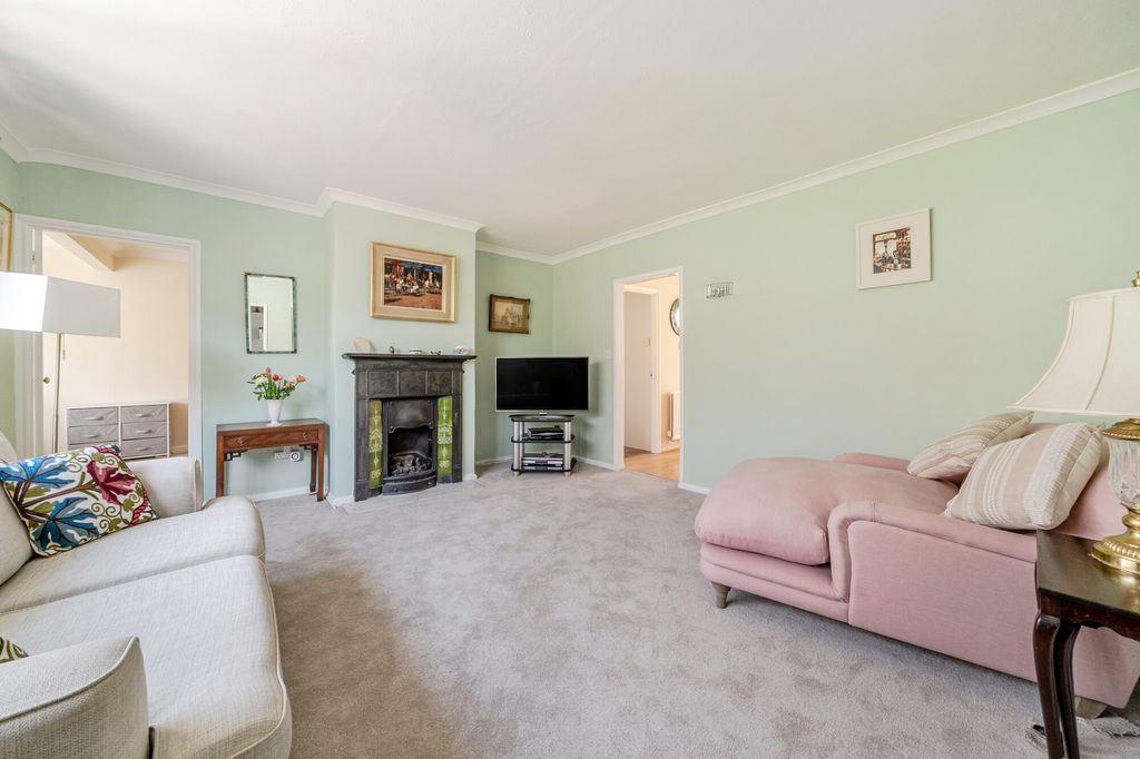 Property photo 2 of 12
