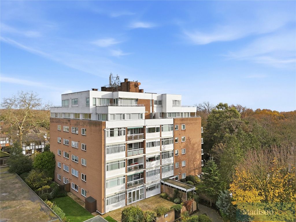 Property photo 1 of 24 Picture No. 11