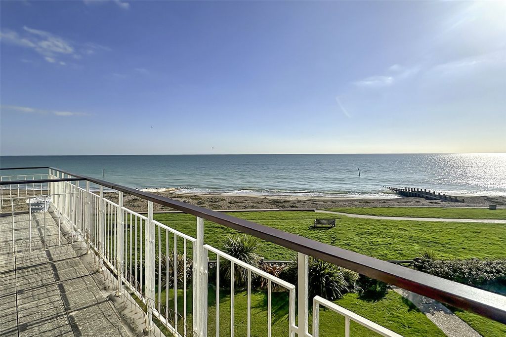 Property photo 2 of 15 Picture No. 08