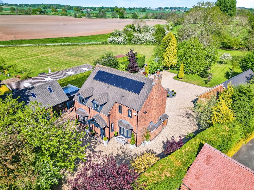 Property photo 2 of 47 Drone