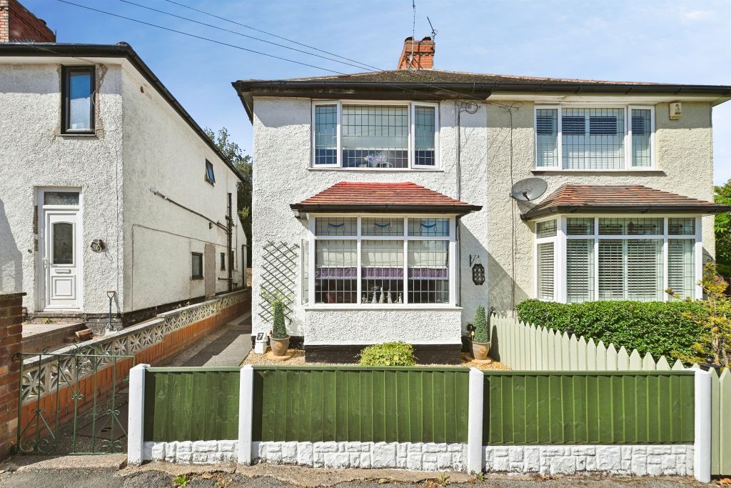 Property photo 1 of 17