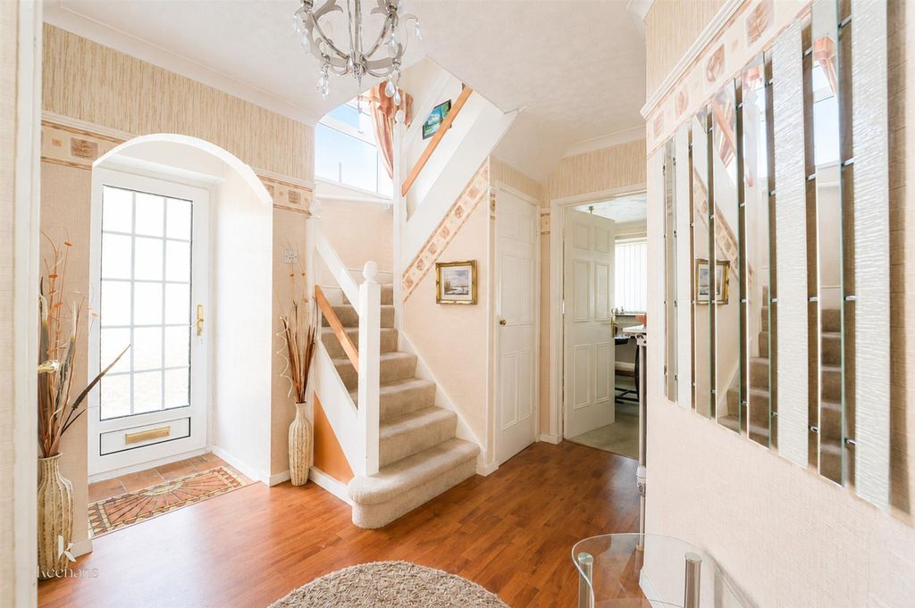 Property photo 2 of 21 2.Jpg