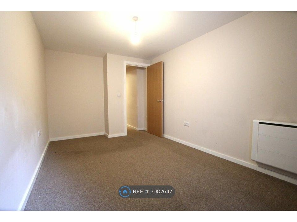 Property photo 3 of 6