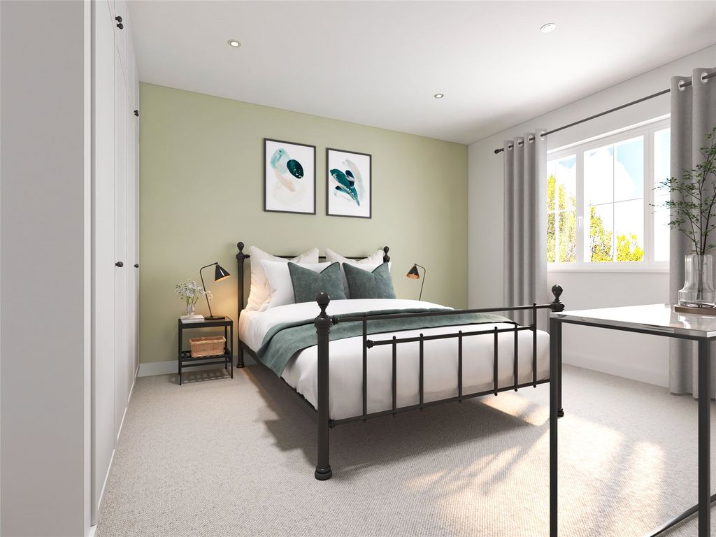 Property photo 3 of 6 Bedroom