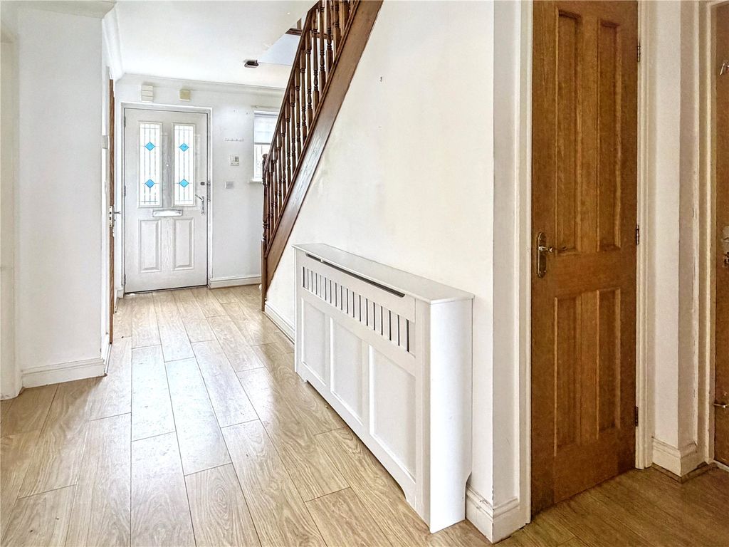 Property photo 2 of 28 Picture No. 28
