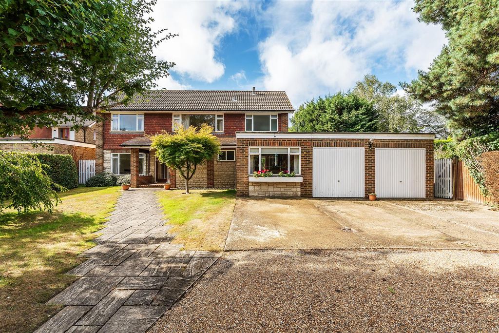 Property photo 1 of 16 Hedgerly-8.Jpg