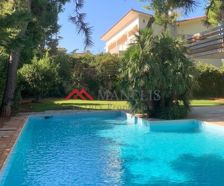 Property photo 1 of 14 (For Sale) Residential Maisonette || Athens North/Kifissia - 280 Sq.m, 5 Bedrooms, 1.320.000€