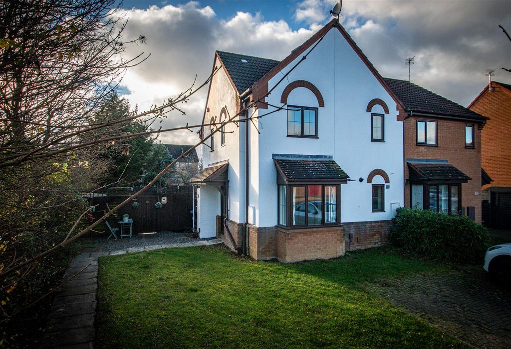 Property photo 1 of 8 1Car.Jpg