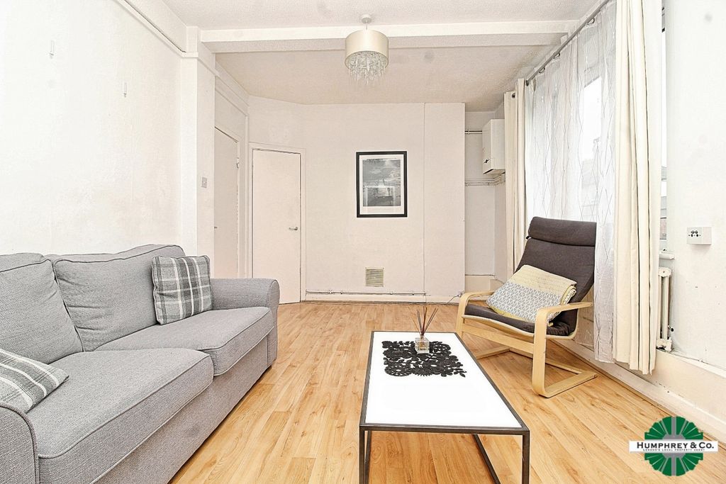 Property photo 1 of 5 Pbox-Img.Jpg