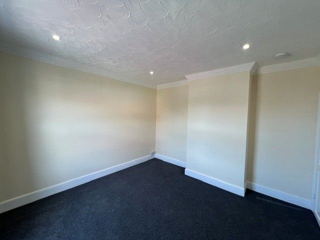 Property photo 2 of 9 Living Room
