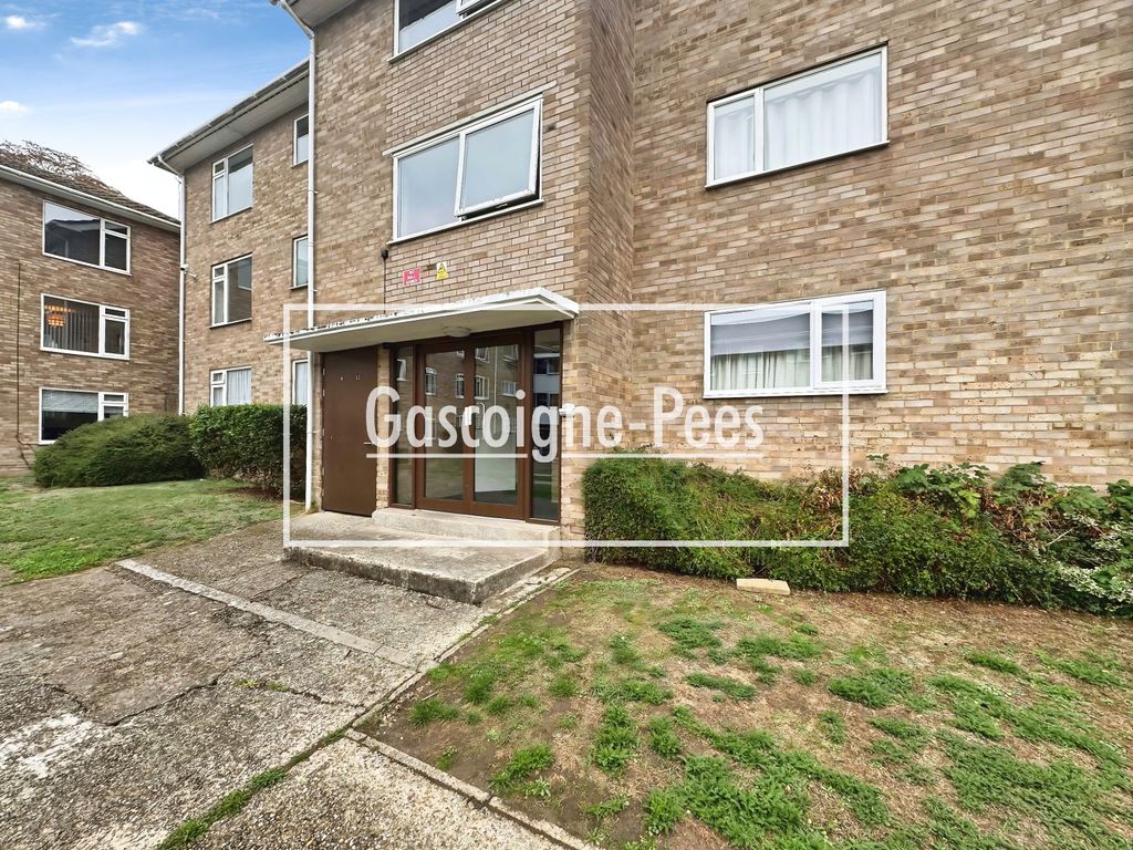 Property photo 1 of 7
