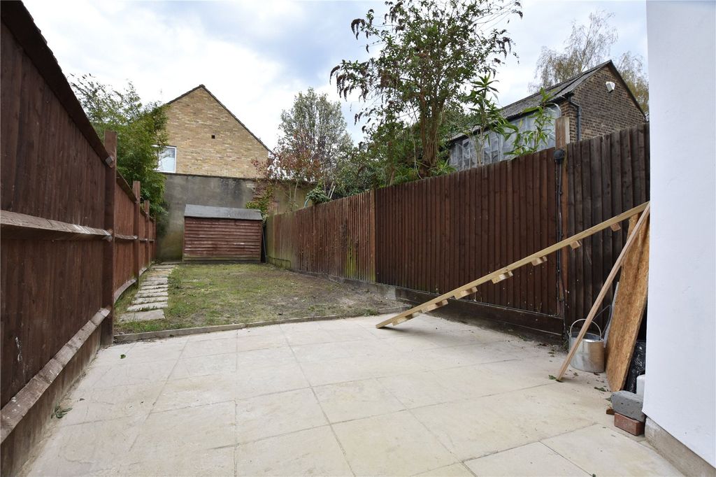 Property photo 3 of 9 Picture No. 06