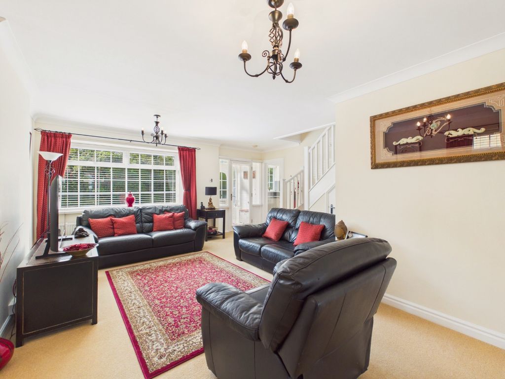 Property photo 2 of 18 5418906