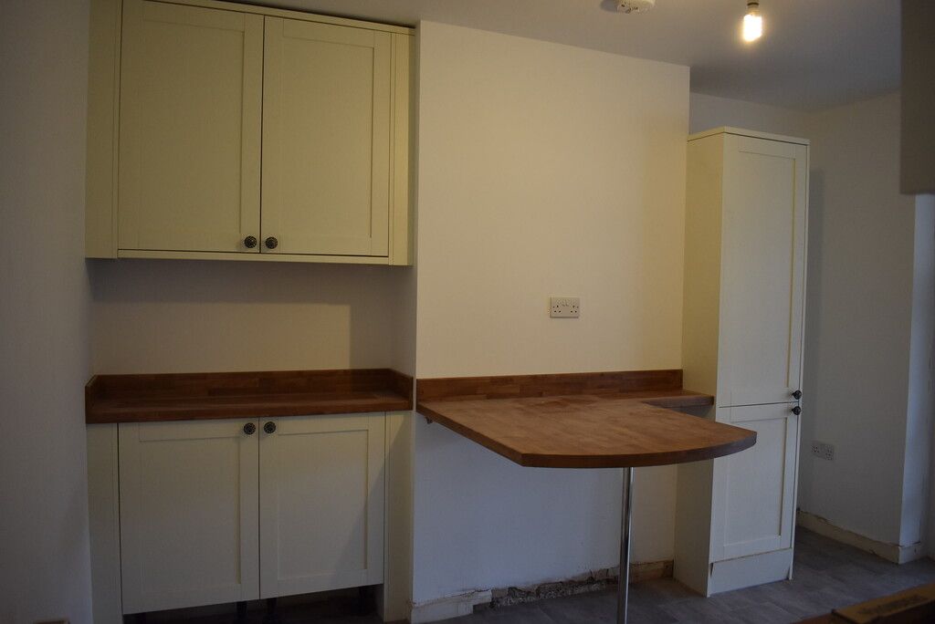 Property photo 3 of 12 Kitchen