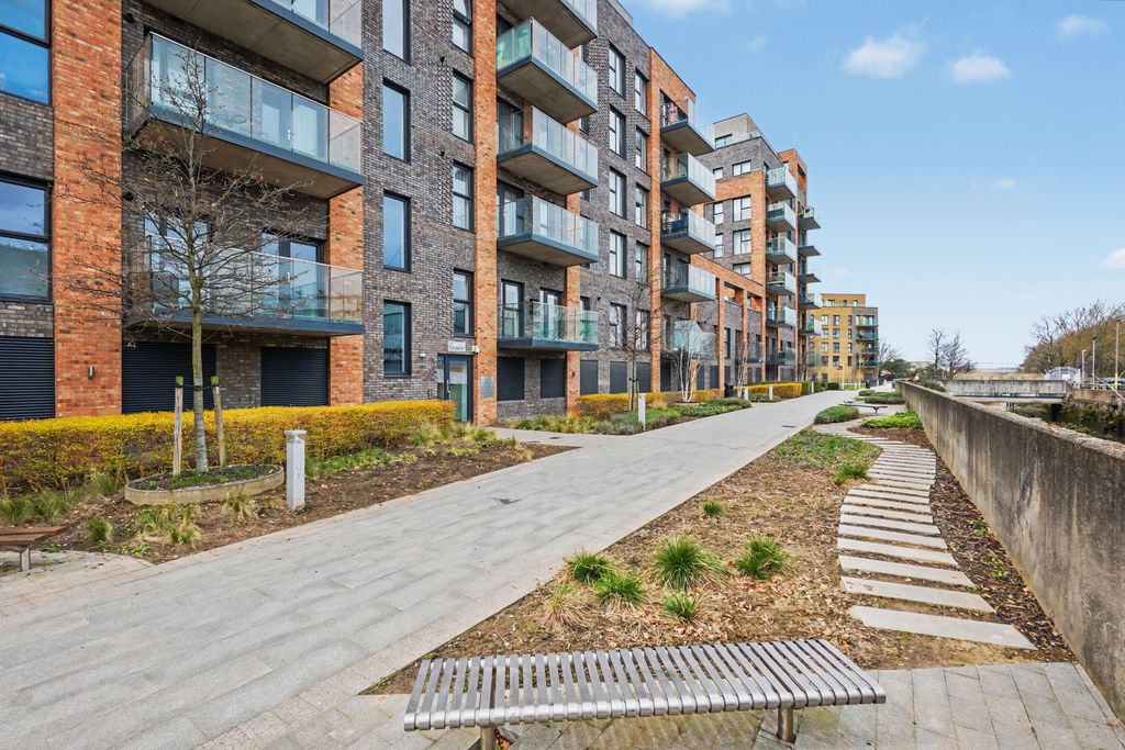 Additional image 26 of 2 bed flat for saleWilliam Mundy Way, Dartford DA1