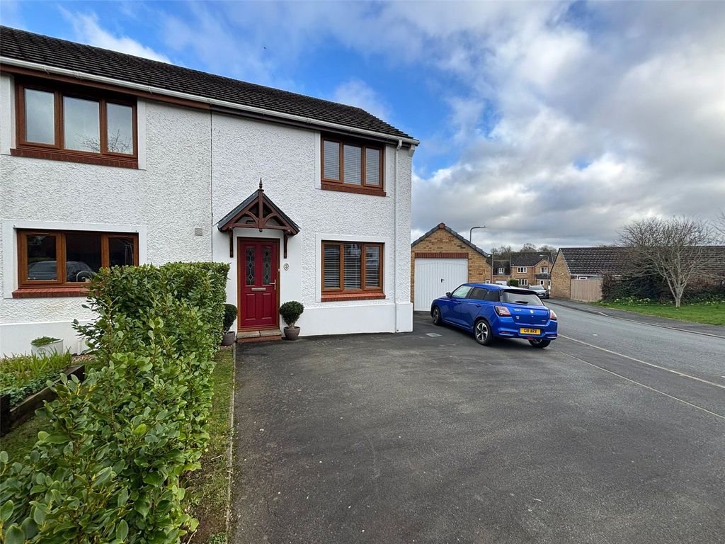 Property photo 2 of 29 Picture No. 22