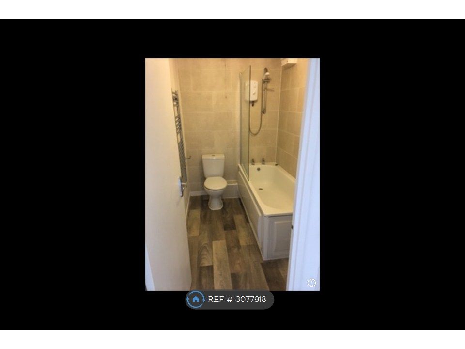 Property photo 2 of 3