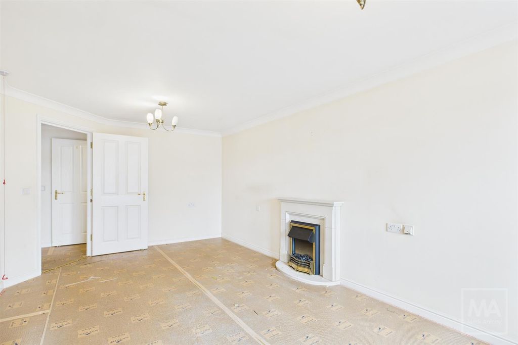 Property photo 3 of 13 Living Room