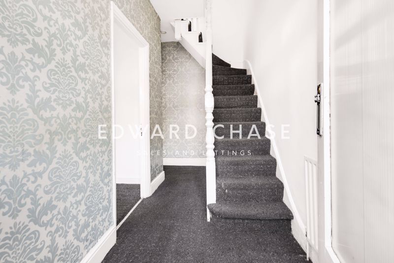 Property photo 2 of 16 Photo 11