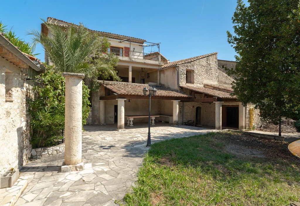 Property photo 1 of 21