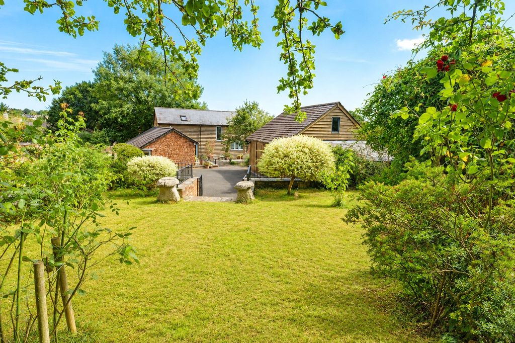 Property photo 3 of 30 3 - Picture No. 20