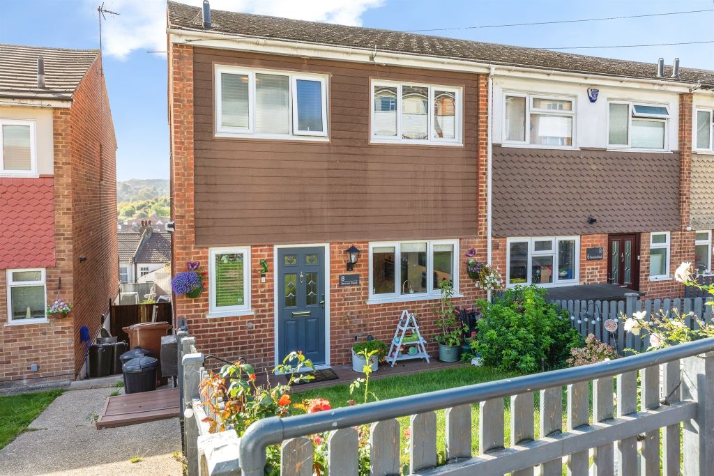 Property photo 1 of 13