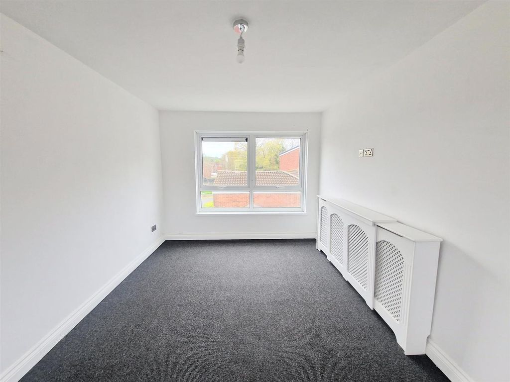 Property photo 3 of 5 01Hvtpsr7M7N4Qn238Vr