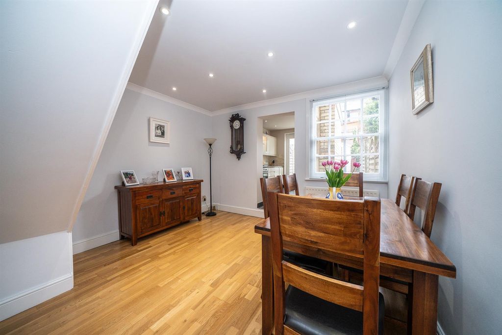 Property photo 3 of 15 Dining.Jpg