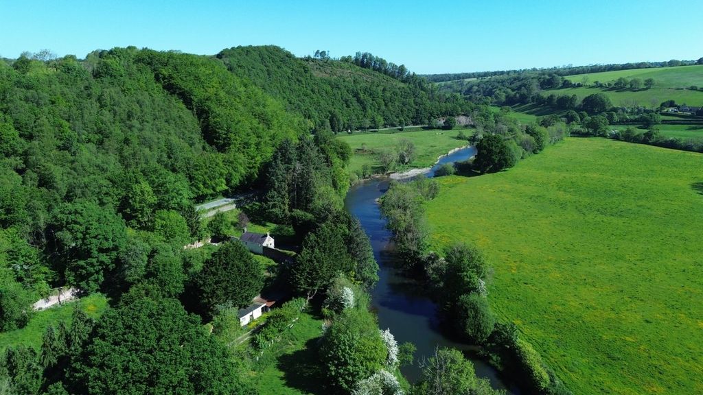 Property photo 1 of 50