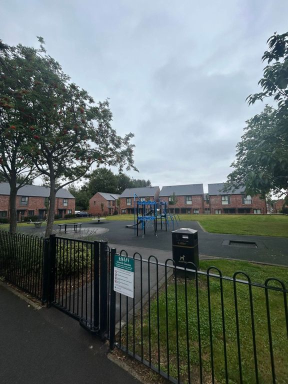 Property photo 3 of 3