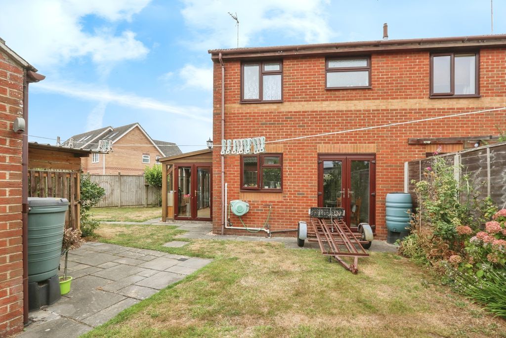 Property photo 2 of 18 Photo