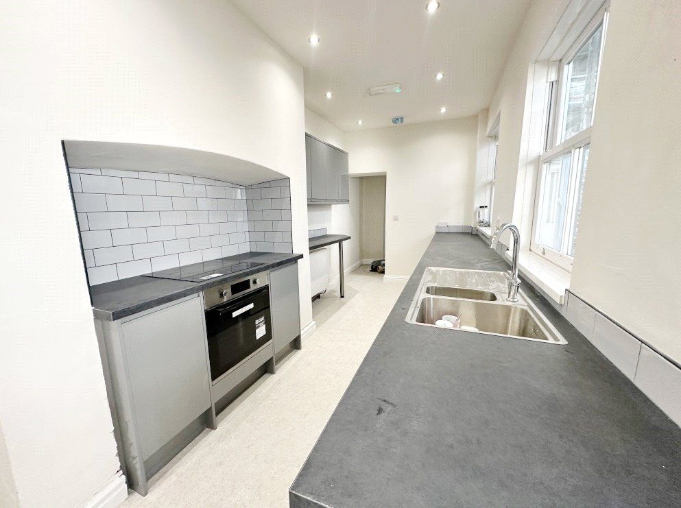 Property photo 2 of 14 Picture No. 04