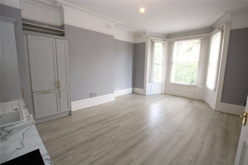 Property photo 2 of 11 Picture No. 07