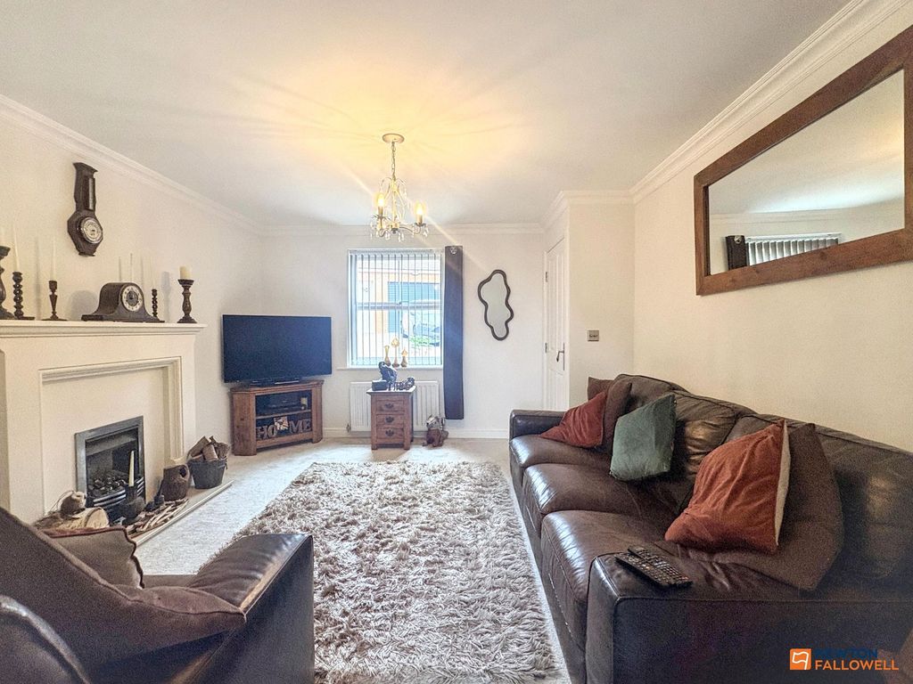 Property photo 2 of 24