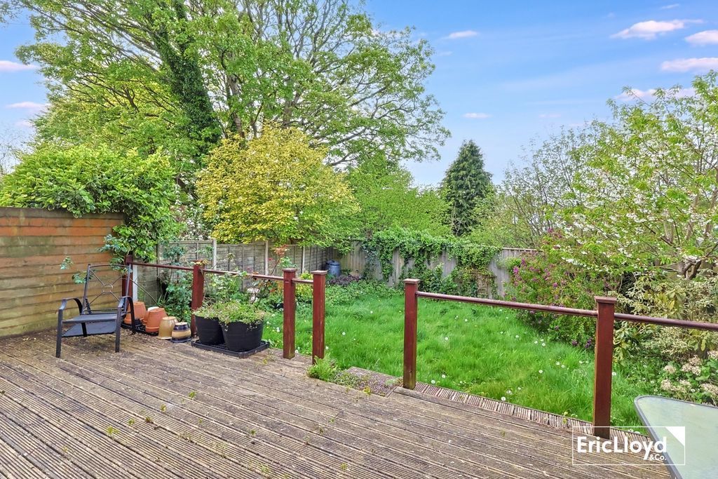 Property photo 2 of 17 Photo 1