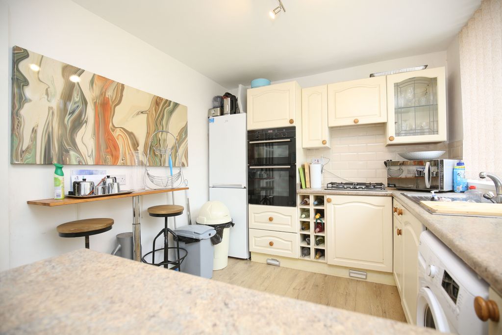 Property photo 2 of 13 Mw-5362