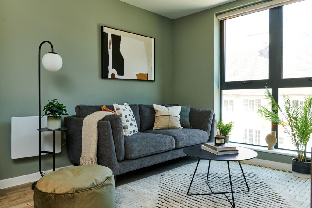 Property photo 3 of 10 Living Room