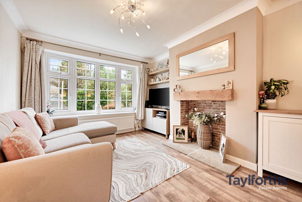 Property photo 1 of 40